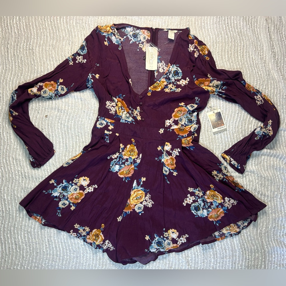 Floral Purple Romper Forever 21 Size Medium NWT Long Sleeve Flowers New Summer